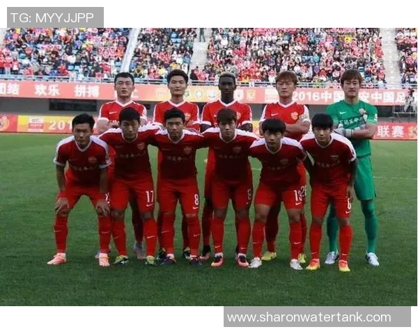 广州网球队以97分稳居世界锦标赛积分榜首位展现强劲实力