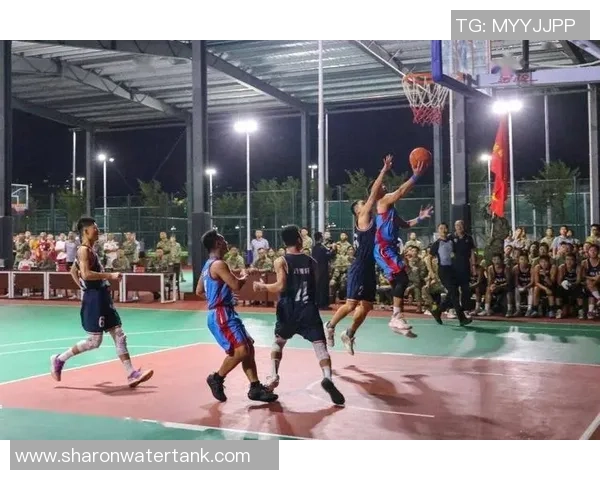 足球与篮球的巅峰对决明星混剪展现运动魅力与激情碰撞的精彩瞬间 足球与篮球的巅峰对决明星混剪展现运动魅力与激情碰撞的精彩瞬间